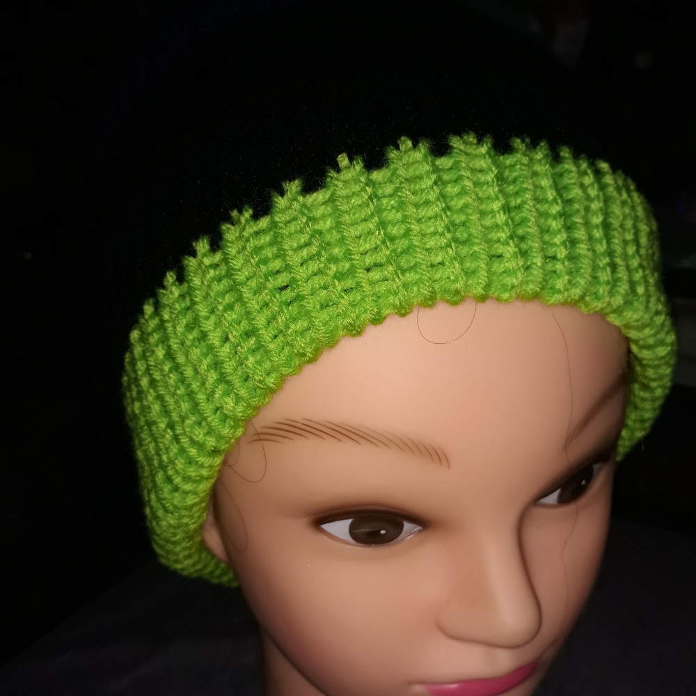 Knitted Unisex beanie
